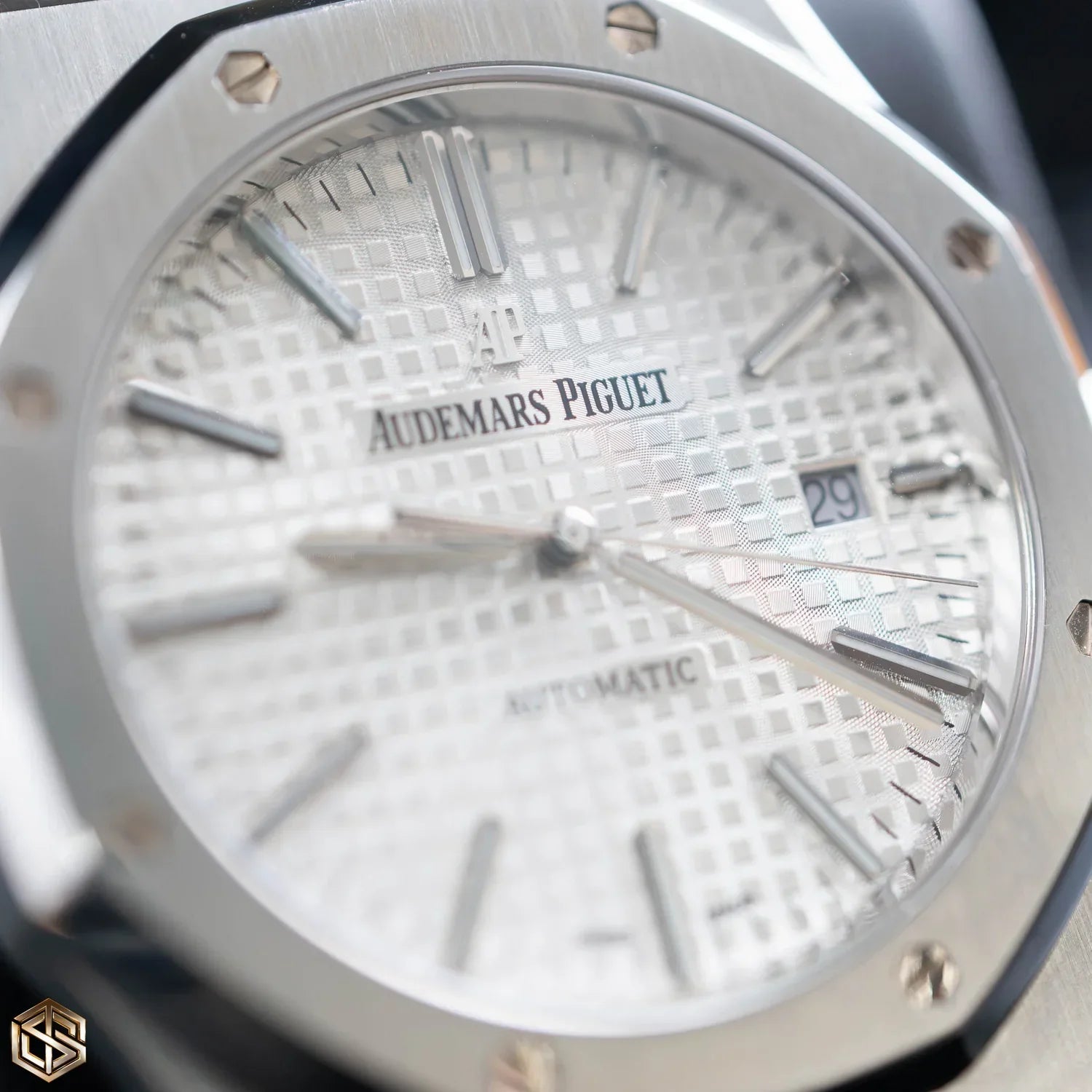 AP White dial