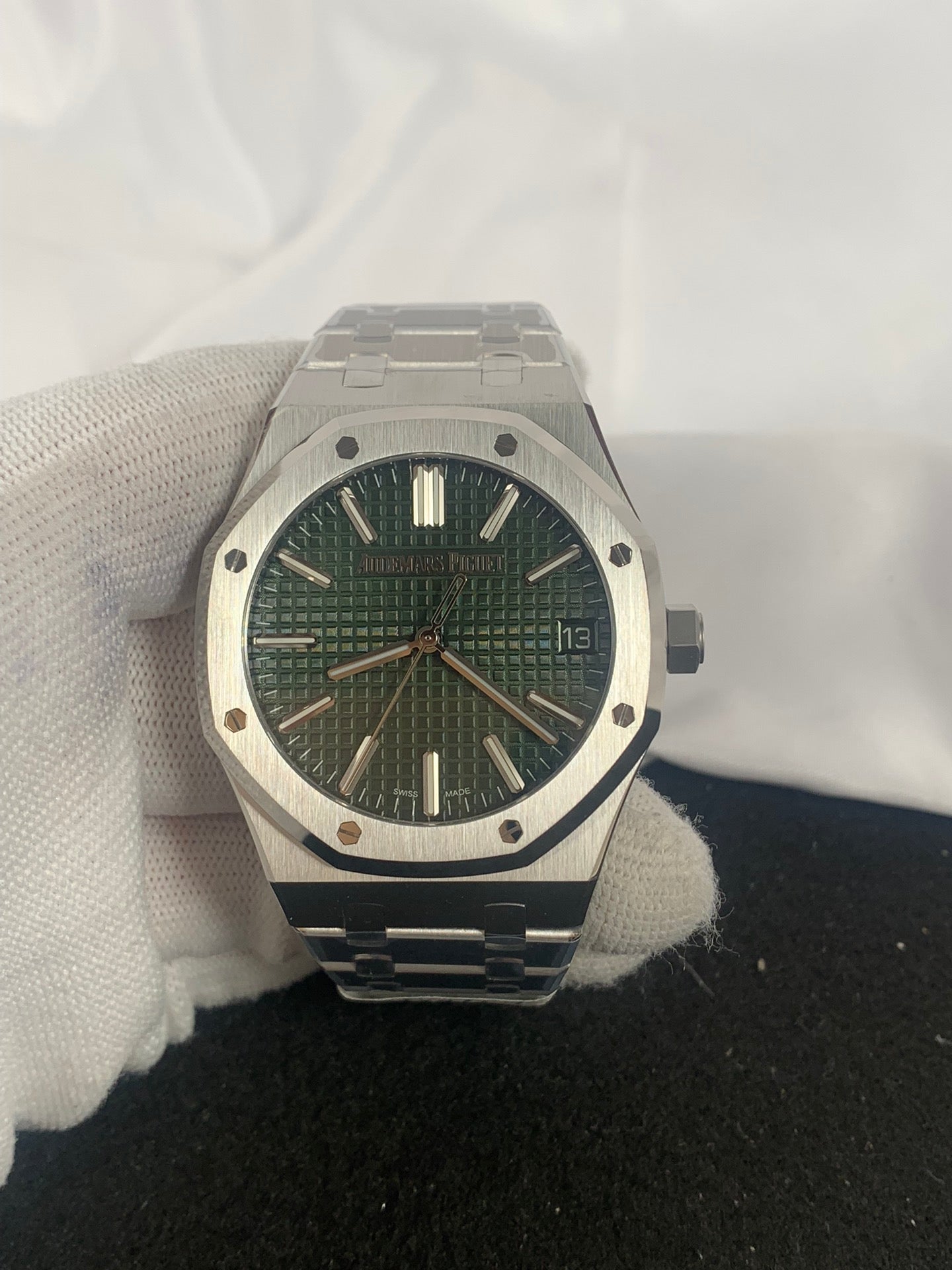 AP Green dial