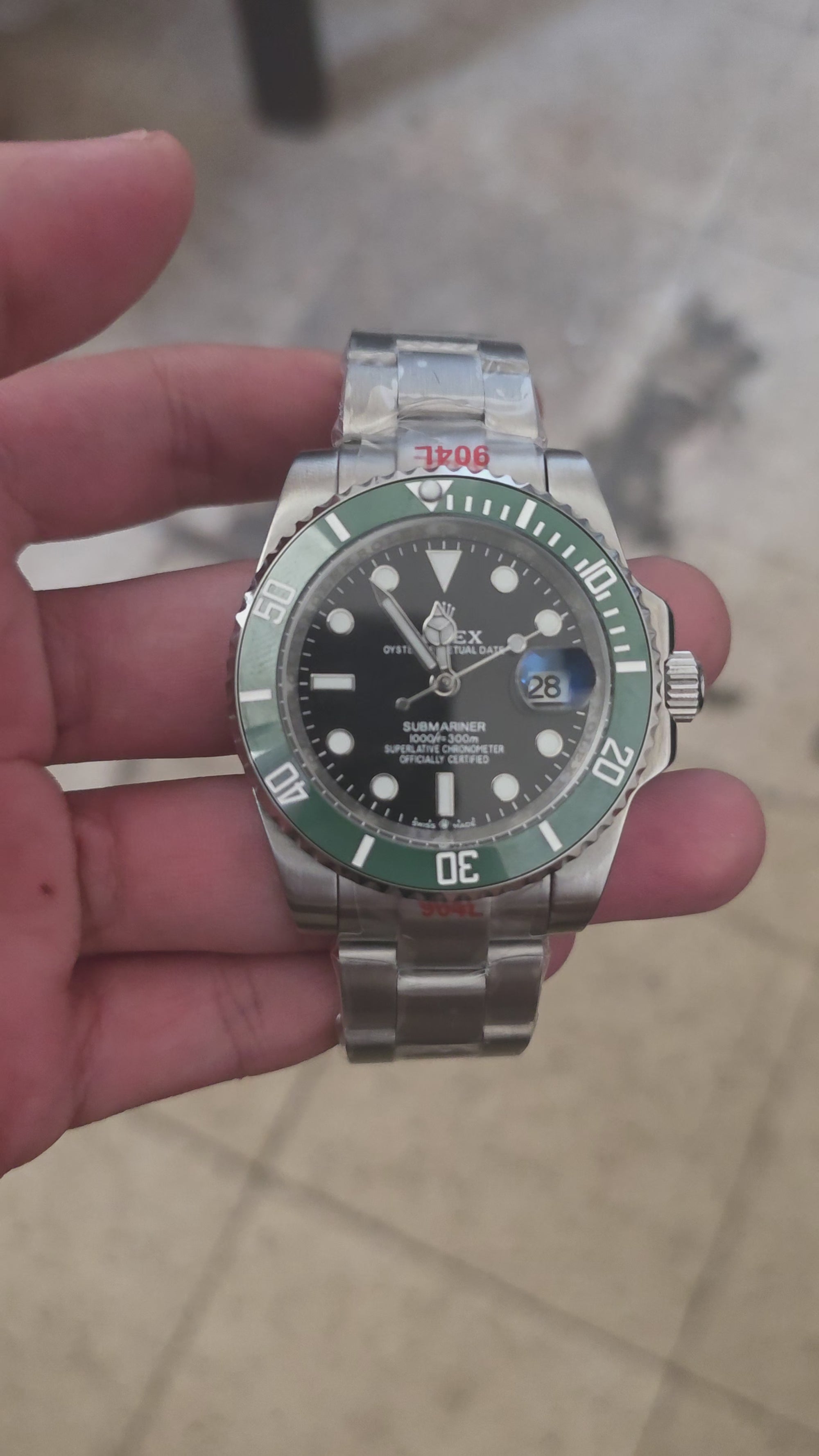 Submariner Starbucks